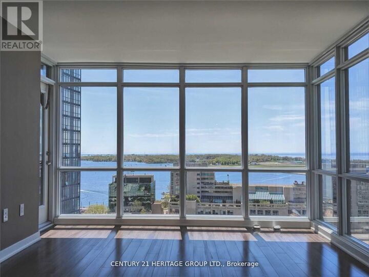 Property Photo: 15 Fort York Boulevard 1910 ON M5V 3Y4