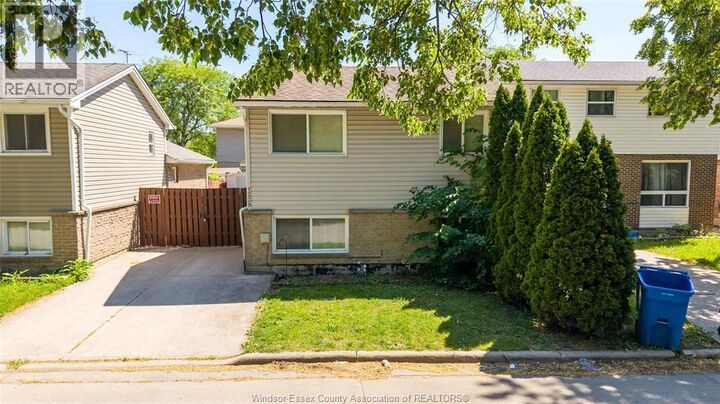 Property Photo:  1229 Arncliffe  ON  