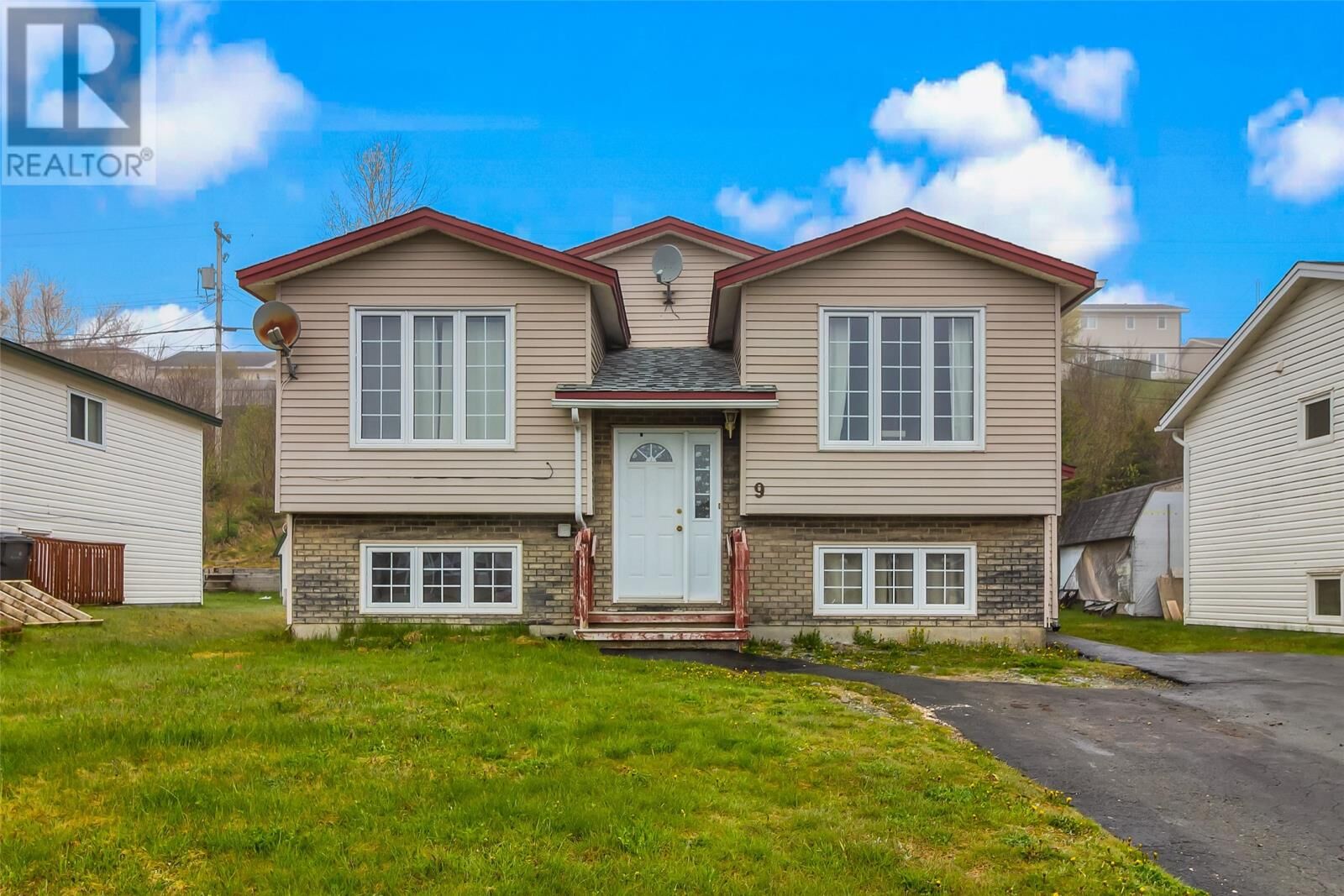 Property Photo:  9 Hemmer Jane Drive  NL A1N 4V5 