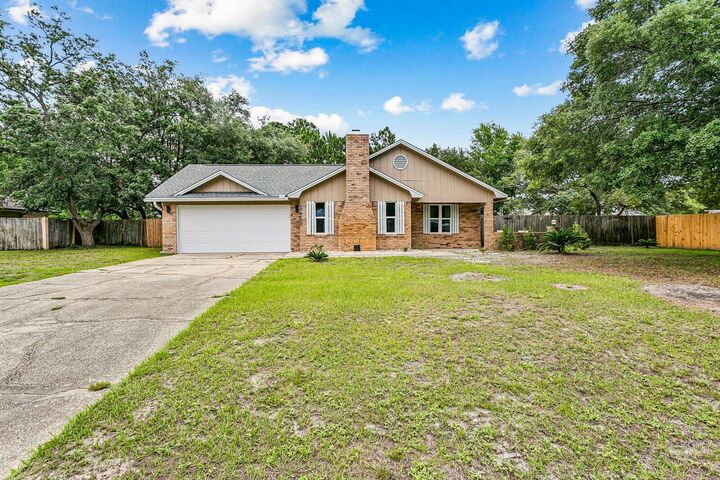 Property Photo:  2182 Calle De Cantabria  FL 32566 
