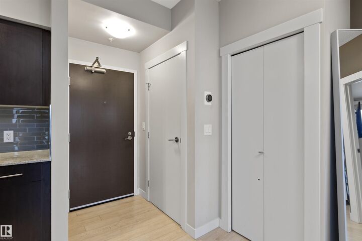 Property Photo:  10226 104 Street NW 905  AB T5J 1B8 