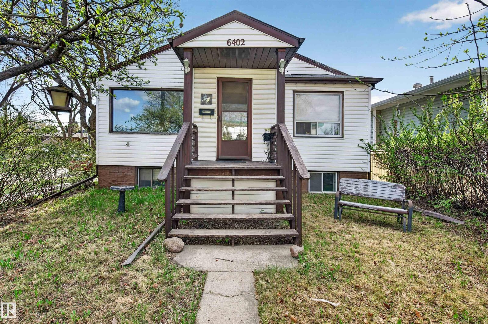 Property Photo: 6402 106 Street NW AB T6H 2V4
