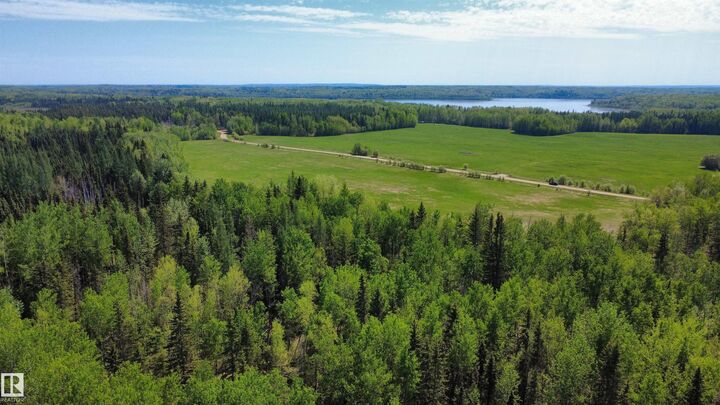 Property Photo:  Hope Lake NW-33-65-18-W4  AB T0A 0M0 