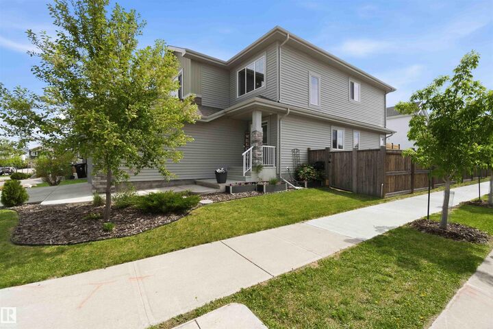Property Photo:  31 Ellice Bend  AB T8L 0T8 