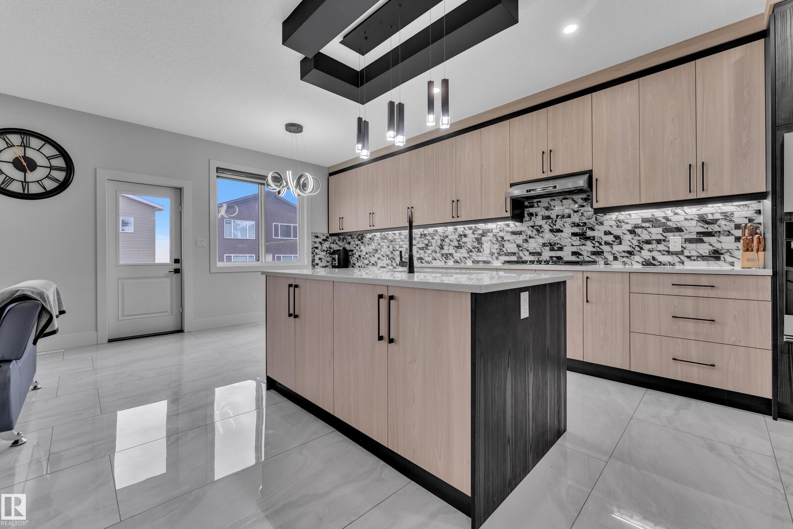 Property Photo: 5936 18 Street NE AB T4X 3C5