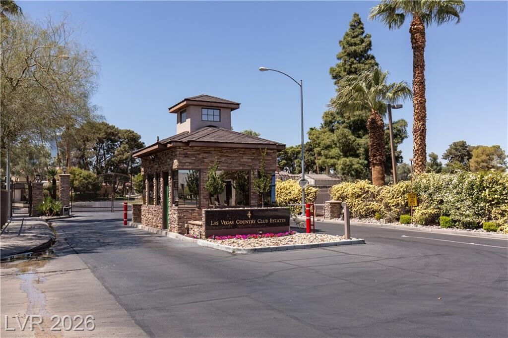 Property Photo: 700 Tam O Shanter NV 89109
