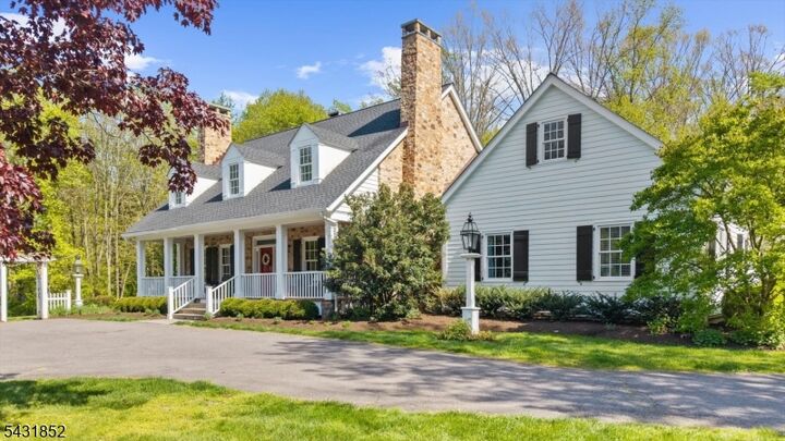 Property Photo:  24 Water St  NJ 08833 