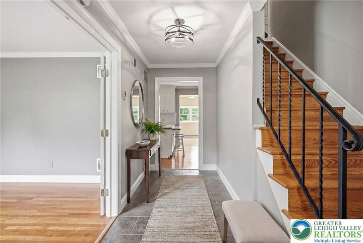 Property Photo:  2065 Pleasant Drive  PA 18015 