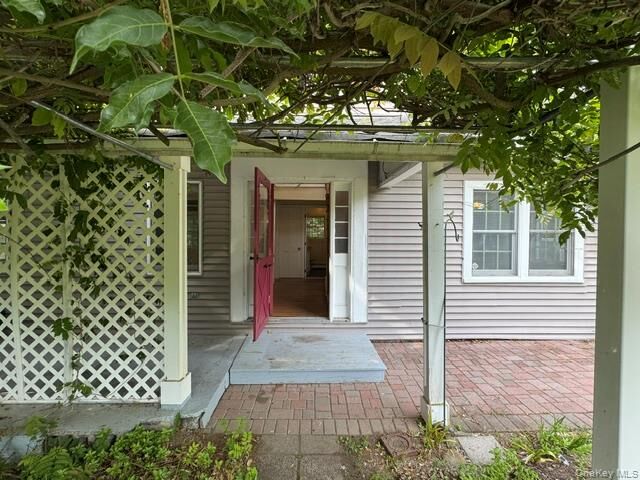 Property Photo:  74 S Airmont Road  NY 10901 