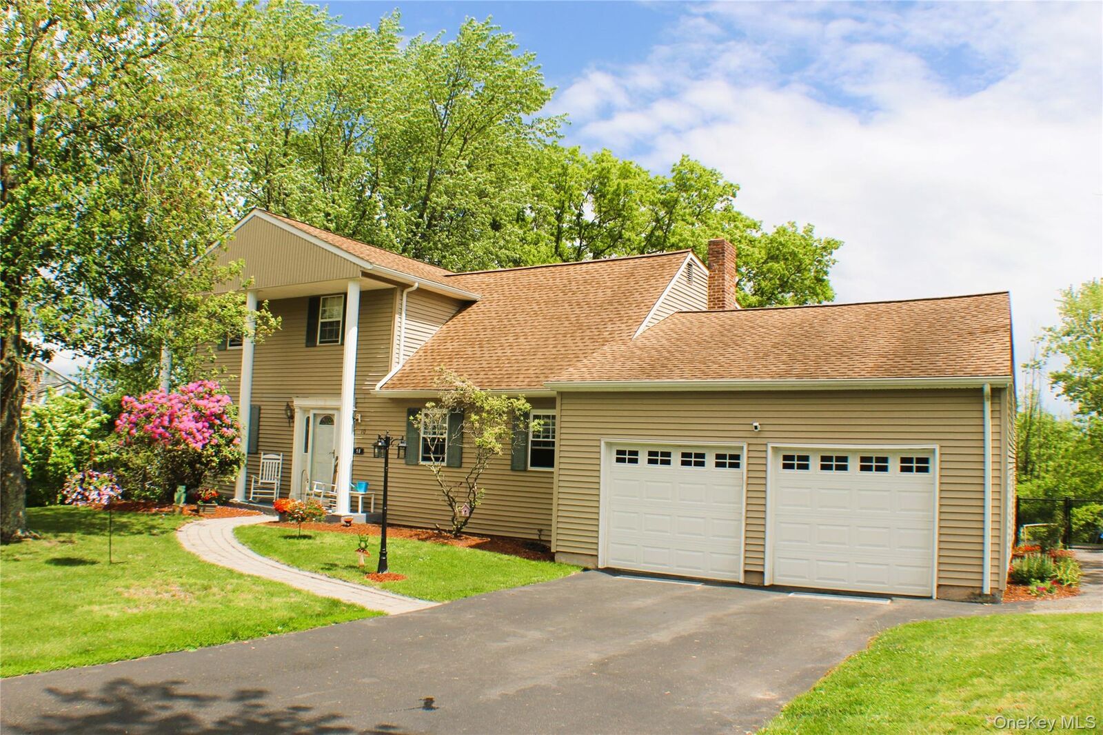 Property Photo:  10 The Drive  NY 10998 
