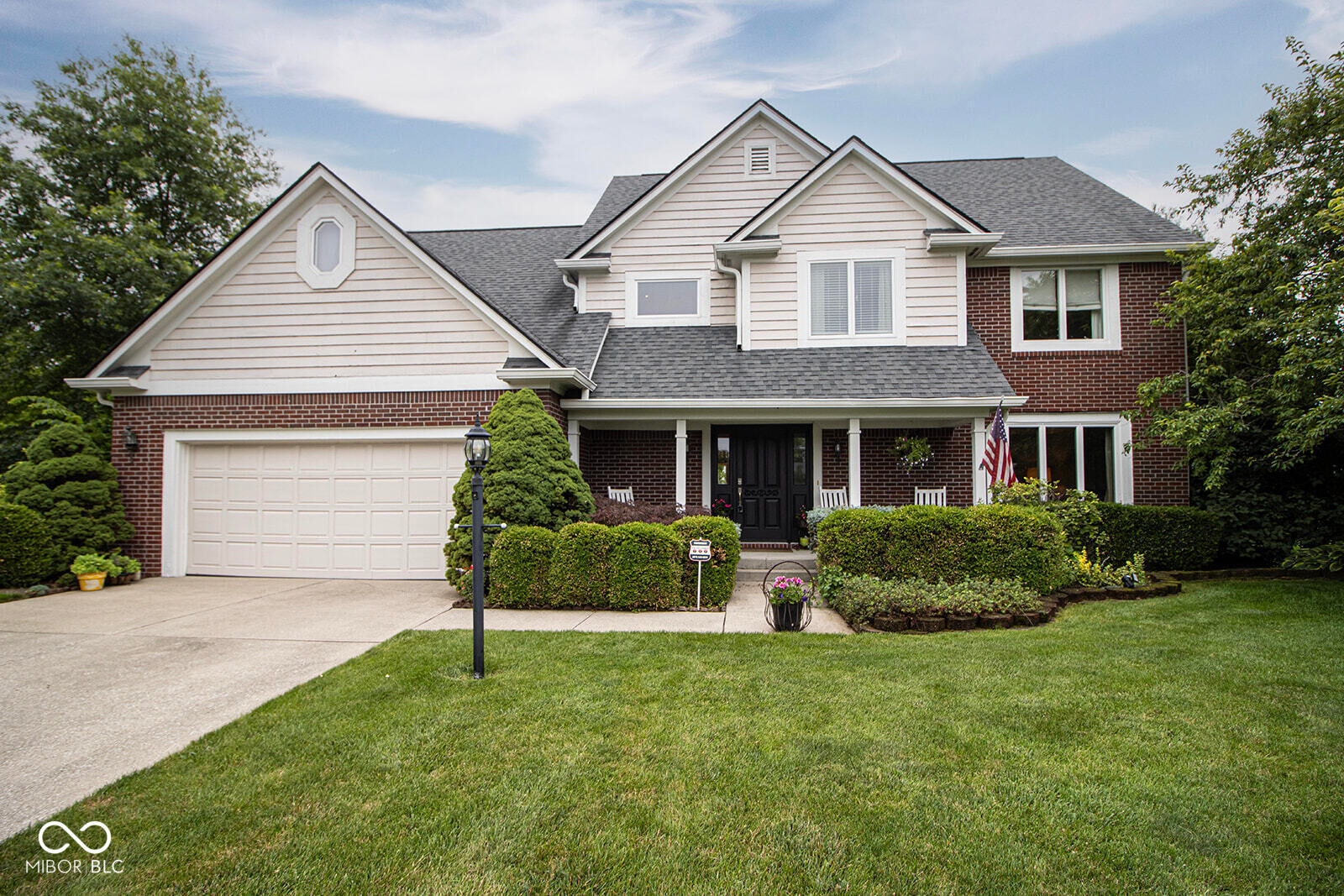 Property Photo: 197 Crowndale Court IN 46060
