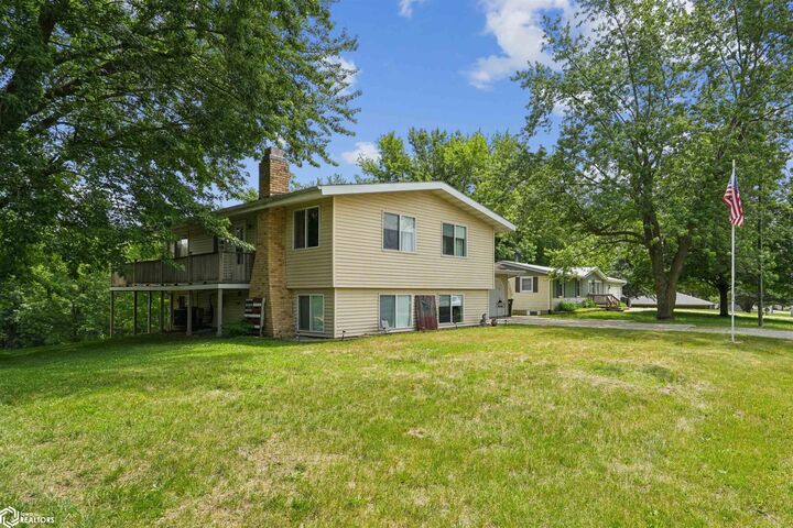 Property Photo:  313 Terrace Lane  IA 50171 