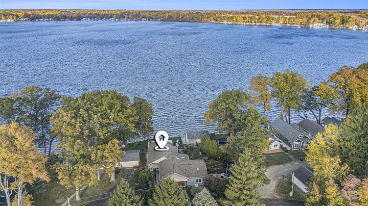 Property Photo:  33766 Forest Beach Drive  MI 49111-9545 