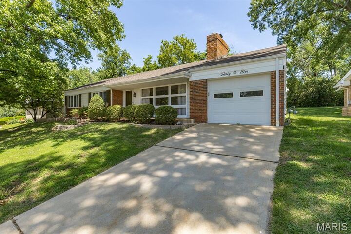 Property Photo:  35 Pinewood Drive  MO 63123 