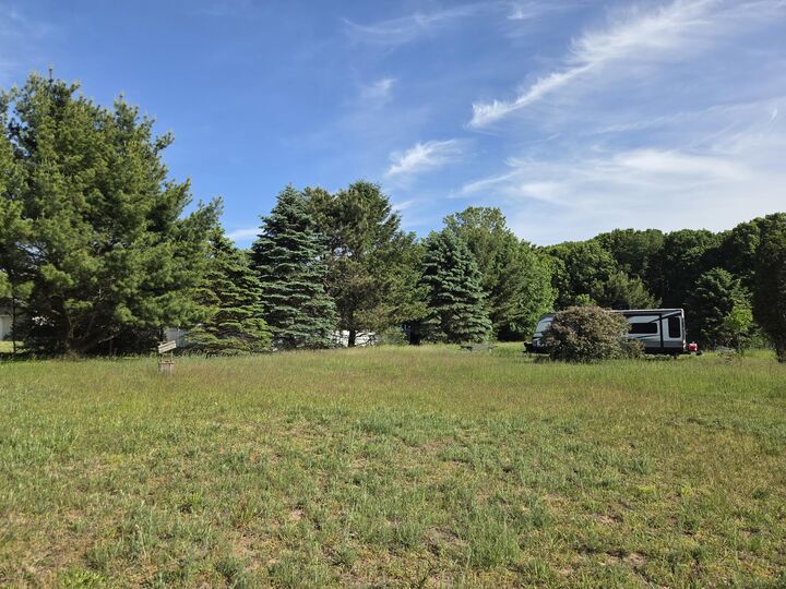 Property Photo: 6829 Dale Court MI 49408