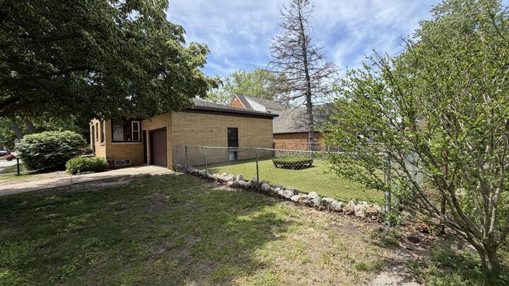Property Photo: 21 S Despelder Street MI 49417