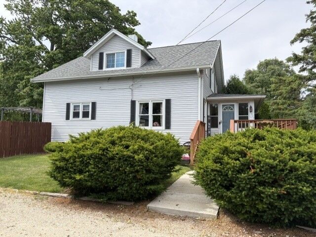 Property Photo: 4373 E 250th Road IL 61342