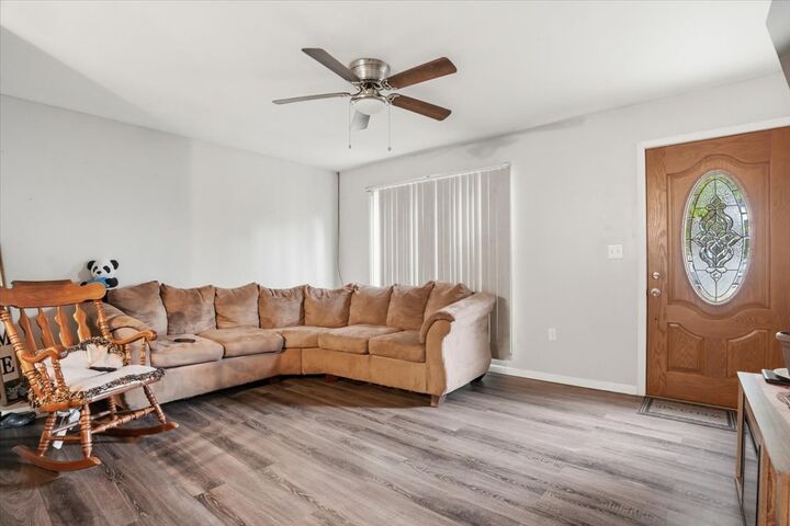 Property Photo: 2042 Gideon Avenue IL 60099
