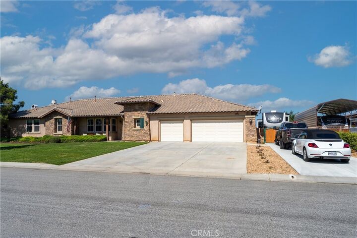 Property Photo:  41641 Doverwood Court  CA 93536 