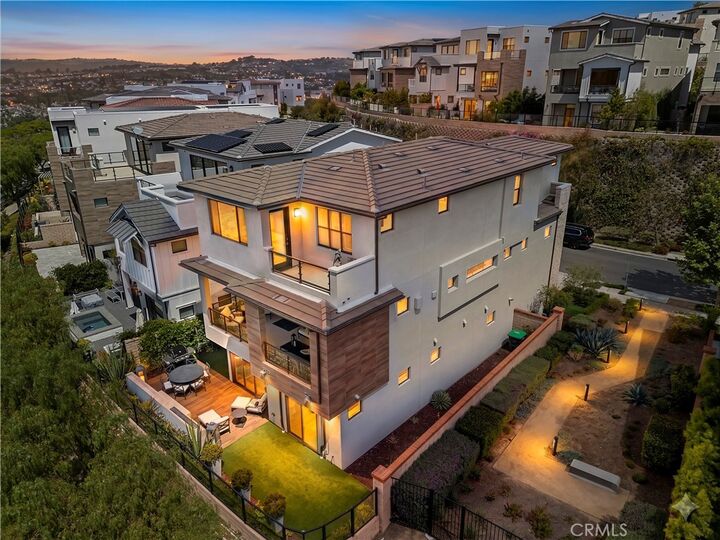 Property Photo:  26308 Paseo Sillin  CA 92675 