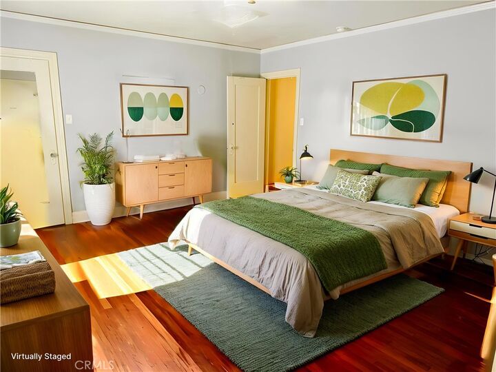 Property Photo:  1553 N Commonwealth  CA 90027 