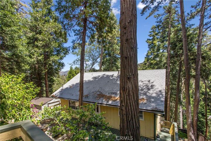 Property Photo:  24702 Nestal Court  CA 92325 