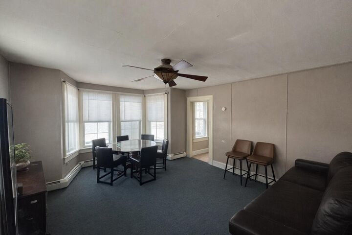 Property Photo:  1327 US-1  ME 03902 