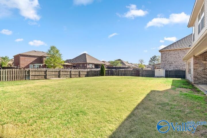Property Photo:  11006 Thorne Drive  AL 35757 