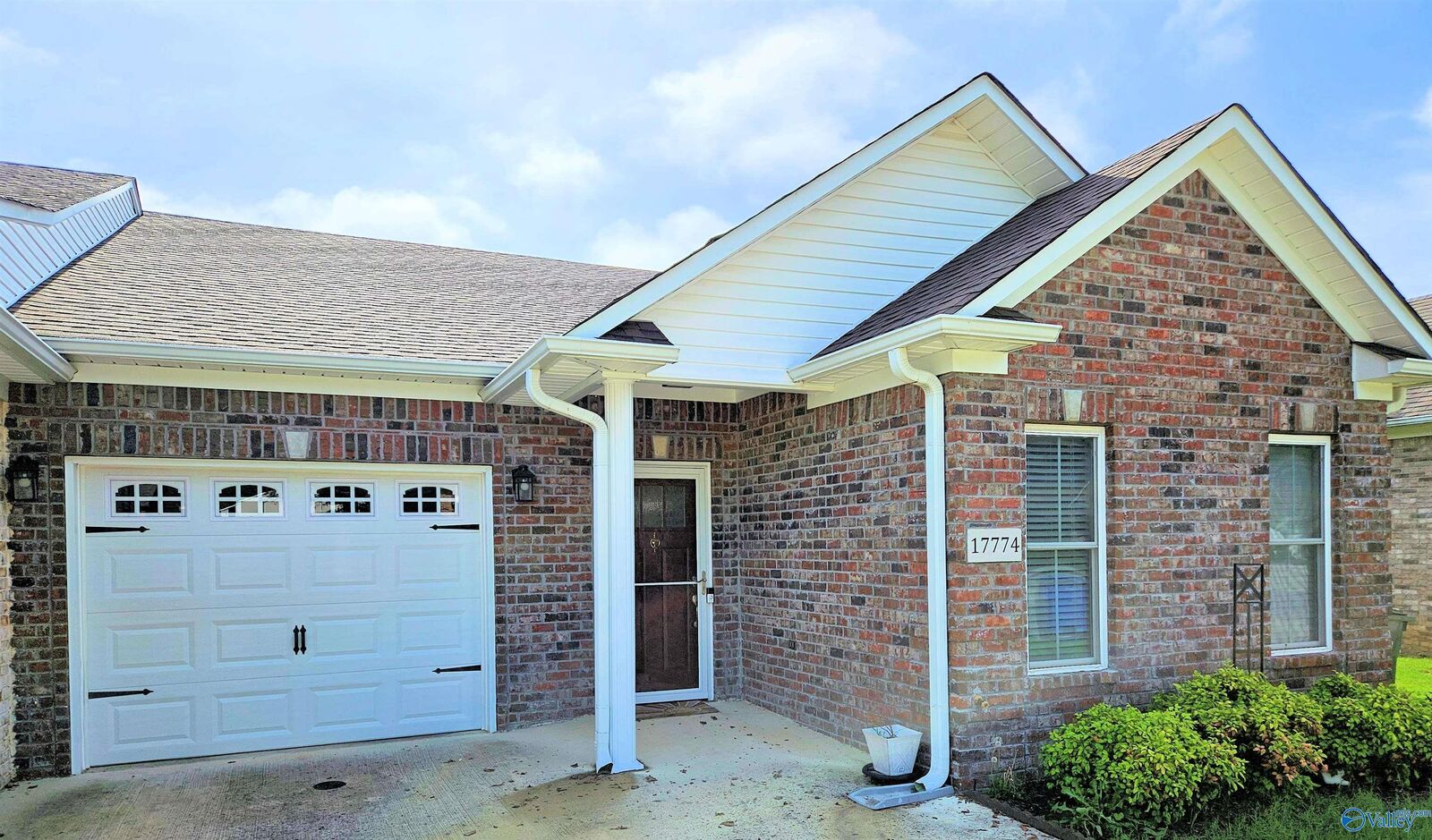 Property Photo:  17774 Antlers Pass  AL 35611 