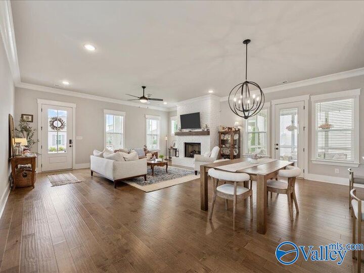 Property Photo:  244 Farmhouse Drive  AL 35757 