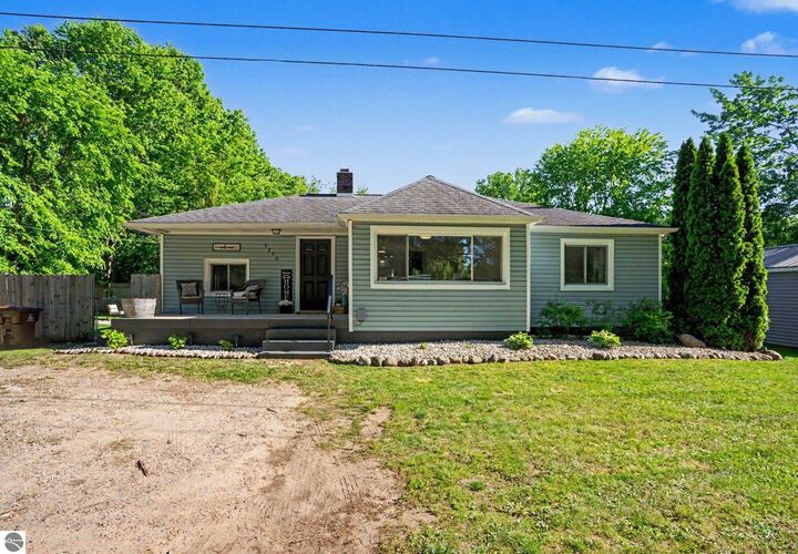 Property Photo:  5290 E Broadway Street  MI 48858 