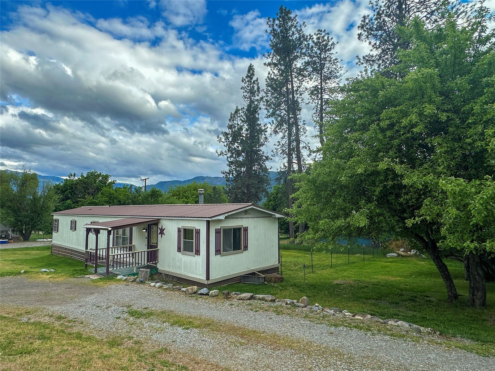 Property Photo:  208 E Haley Avenue  MT 59873 