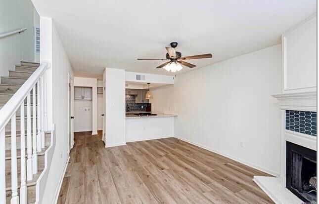 Property Photo: 5110 Buttercreek Lane 6 LA 70809