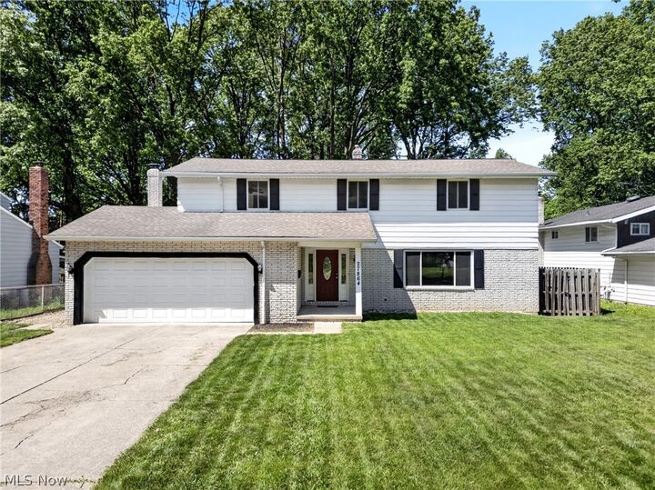 Property Photo:  27864 Edgepark Boulevard  OH 44070 
