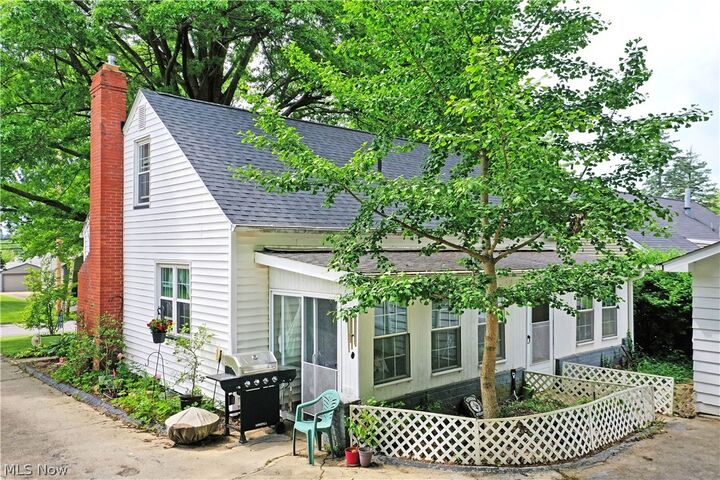 Property Photo:  7435 Westview Drive  OH 44512 