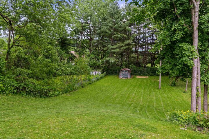Property Photo:  225 Latham Works Lane  VT 05001 