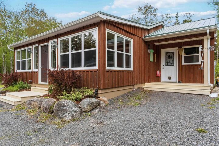 Property Photo: 88 Owl Passage NS B0N 2T0