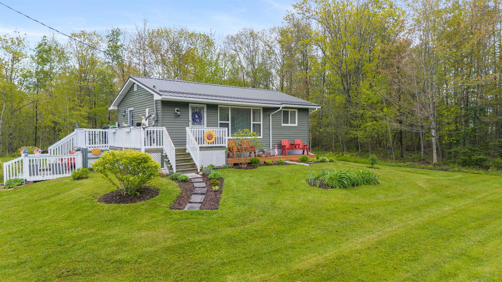 Property Photo: 2315 Highway 2 NS B0N 1Y0