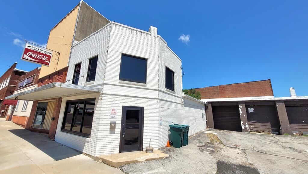 Property Photo: 605 Jackson Street MO 64601
