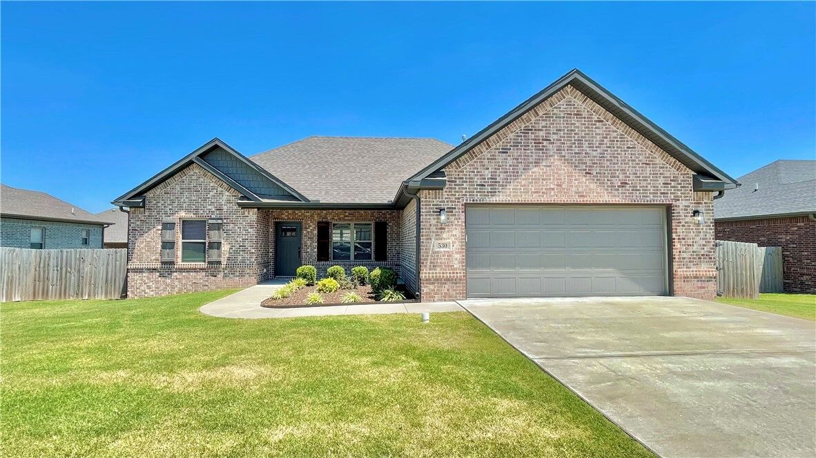 Property Photo:  530 Captain Hopkins Street  AR 72753 
