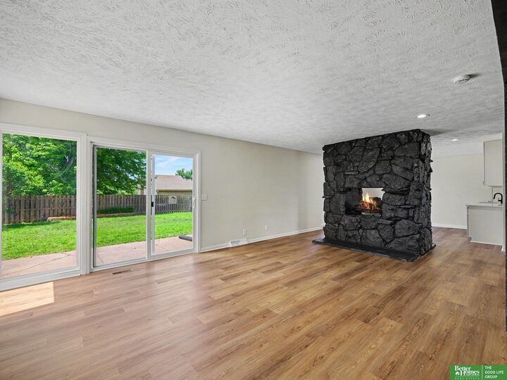 Property Photo:  722 S 153rd Circle  NE 68154 