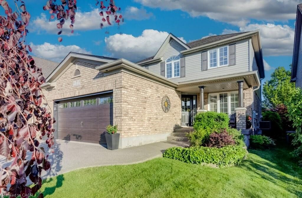 Property Photo:  7 Housler Lane  ON N3C 4H7 