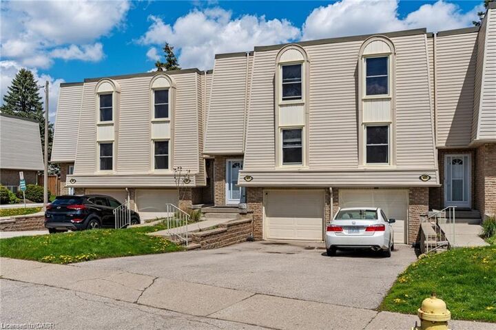 Property Photo: 662 Grey Street C ON N3S 4Y4