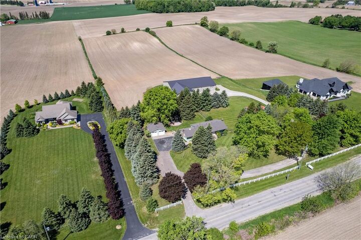 1068 Cameron Road — photo 1