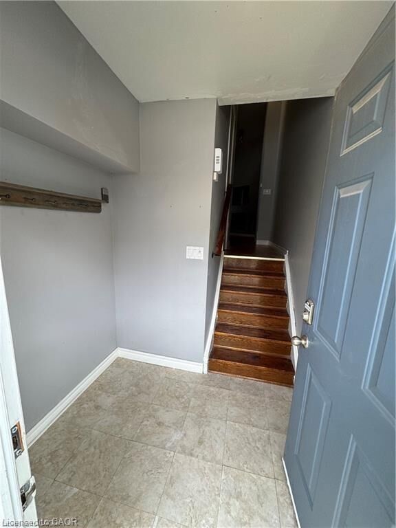 Property Photo: 589 Beechwood Drive 49 ON N2T 2K9