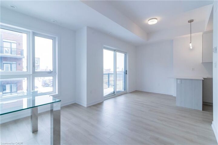 Property Photo:  40 Palace Street L3  ON N2E 0L2 