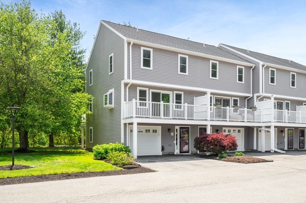 Property Photo:  22 Collins St 26  MA 01923 