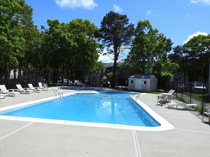 Property Photo:  800 Bearses Way 4nf  MA 02601 
