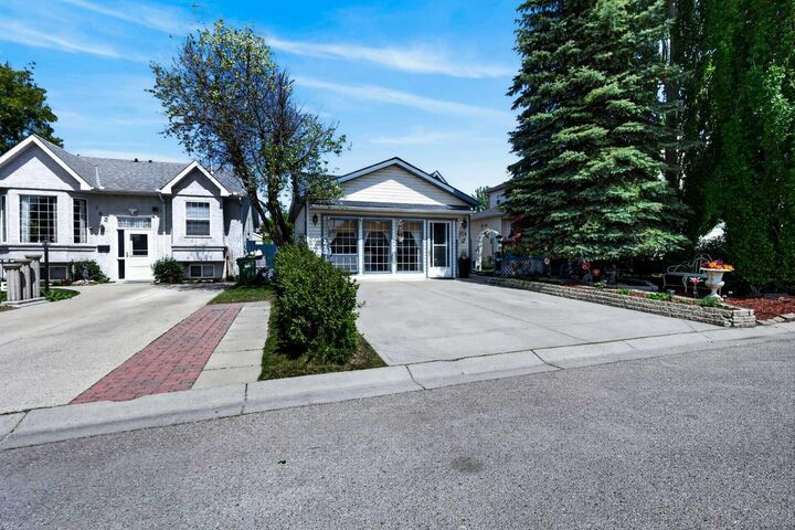 Photo de la propriété:  159 Fresno Place NE  AB T1Y 6Y2 
