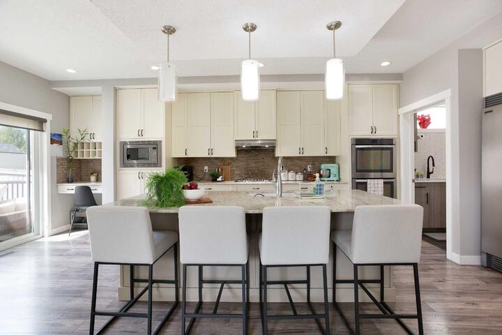 342 Hillcrest Circle SW — photo 1